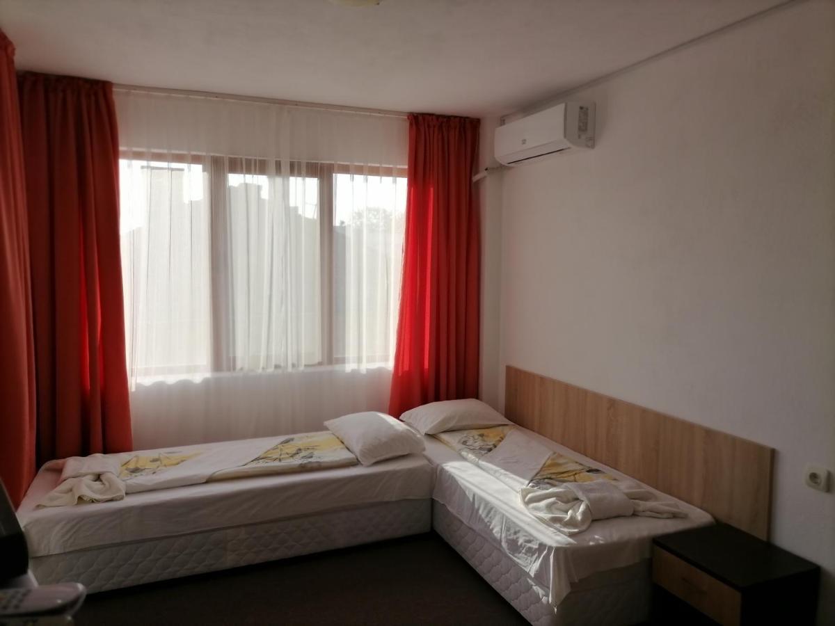 Ivet Guest House Obzor Bagian luar foto
